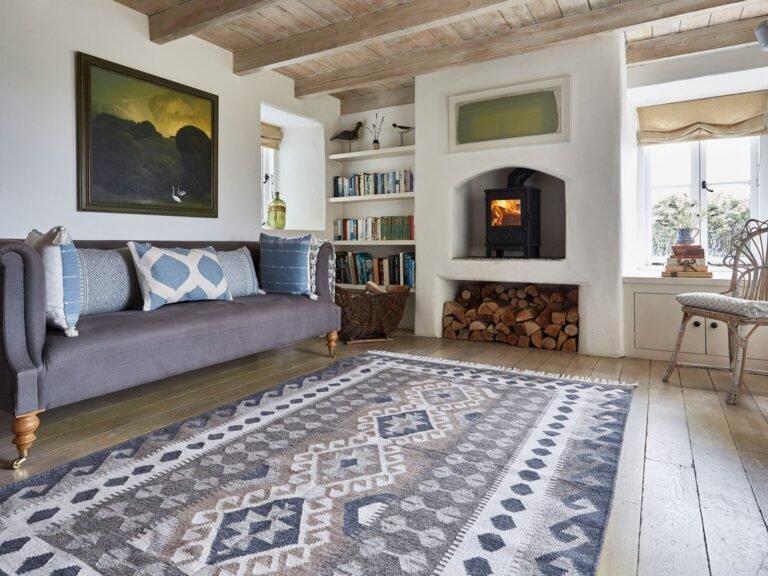 Guide to Choosing the Perfect Wooden Magazine for Your Home