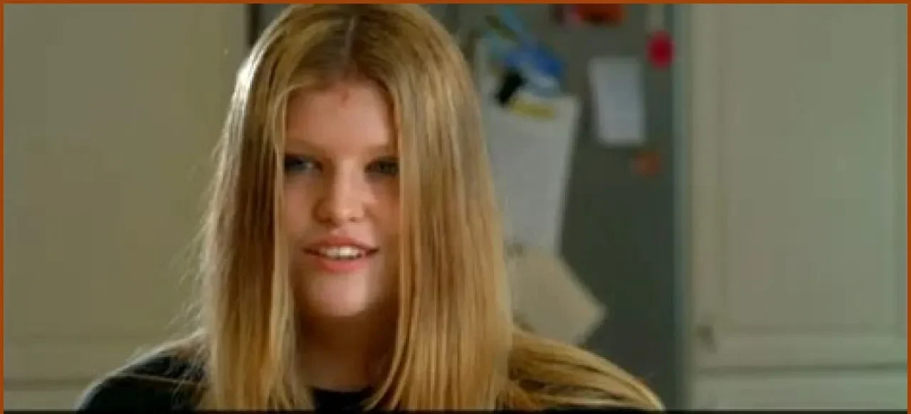 Did Molly Noblitt Actually Get Stabbed? The Truth Behind the Viral Claim